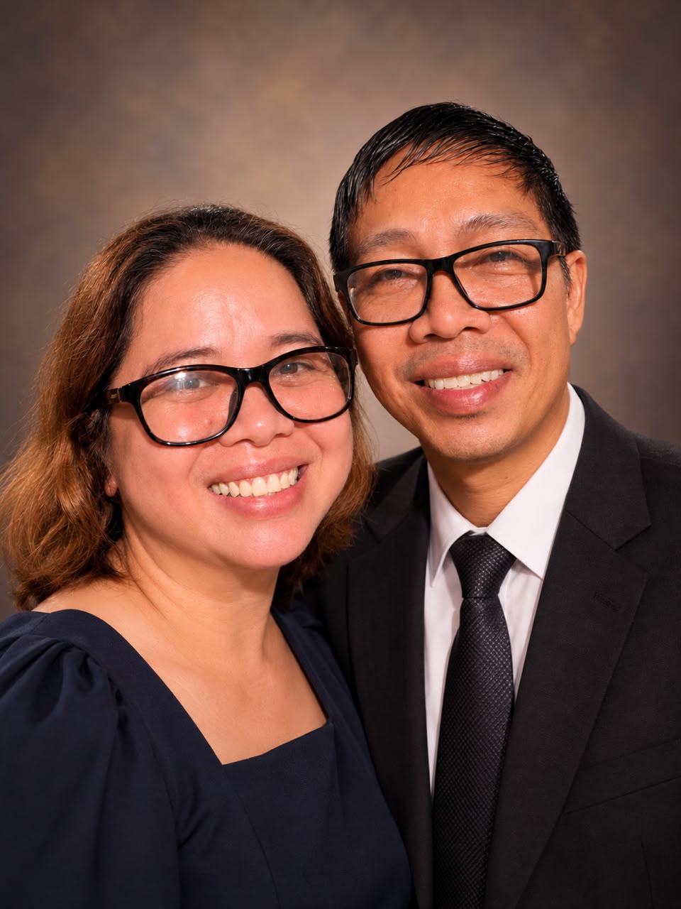Pastors Maynard & Jane Olan